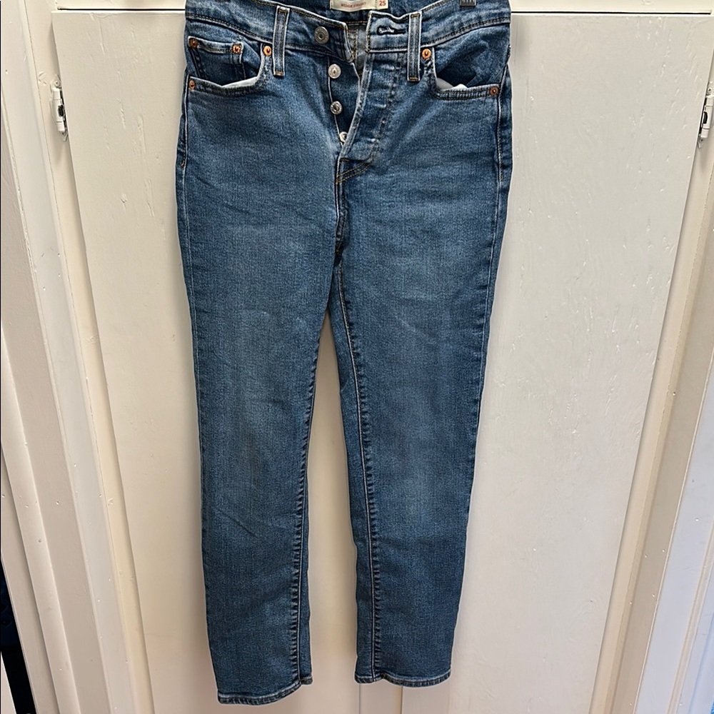 Classic Levi’s Blue Women's Jeans